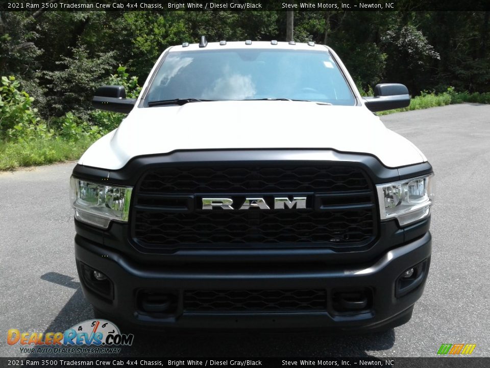 2021 Ram 3500 Tradesman Crew Cab 4x4 Chassis Bright White / Diesel Gray/Black Photo #3