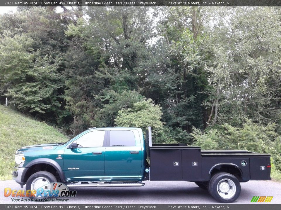 2021 Ram 4500 SLT Crew Cab 4x4 Chassis Timberline Green Pearl / Diesel Gray/Black Photo #1