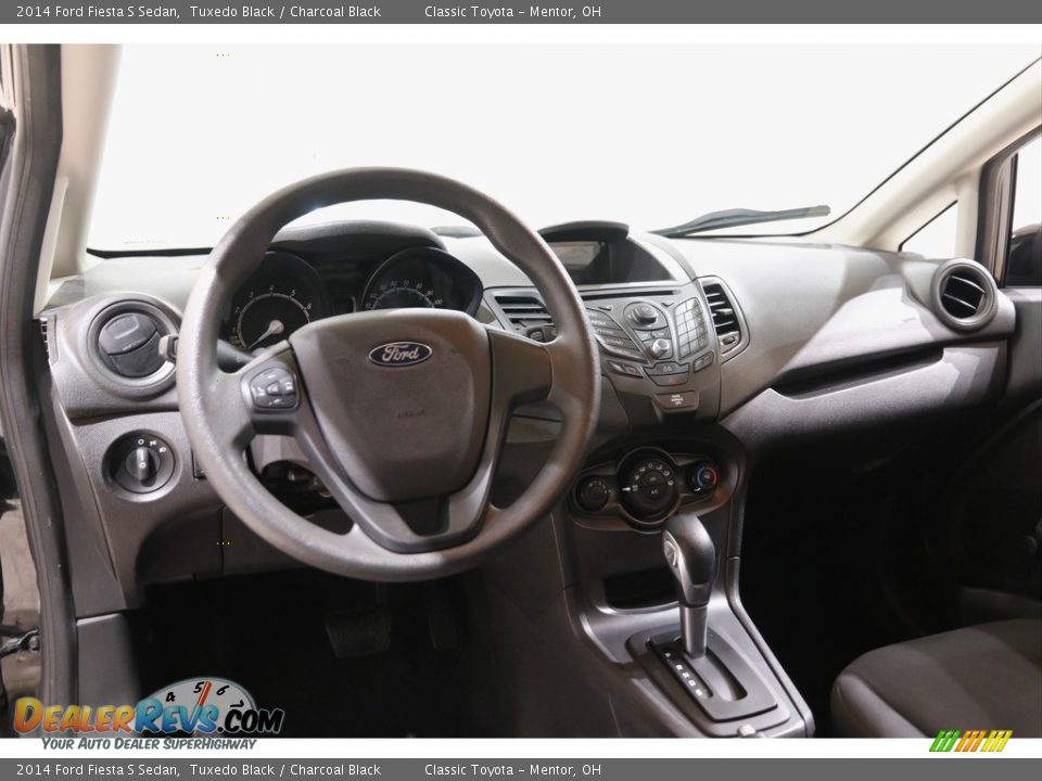 2014 Ford Fiesta S Sedan Tuxedo Black / Charcoal Black Photo #6