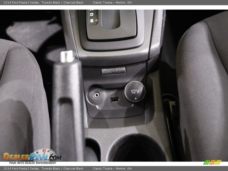 2014 Ford Fiesta S Sedan Tuxedo Black / Charcoal Black Photo #13