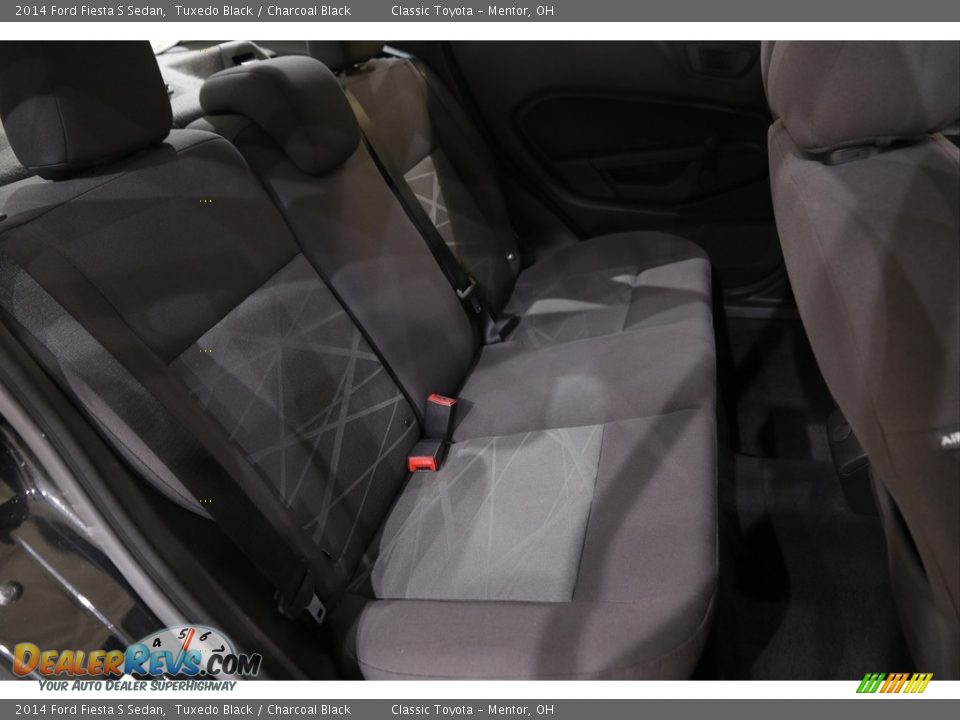 2014 Ford Fiesta S Sedan Tuxedo Black / Charcoal Black Photo #15
