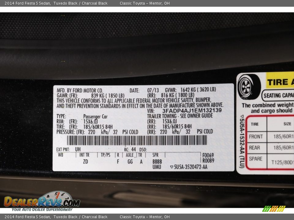 2014 Ford Fiesta S Sedan Tuxedo Black / Charcoal Black Photo #19