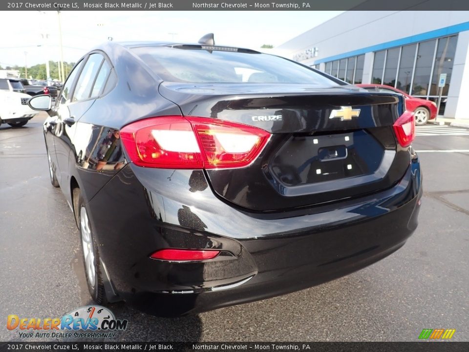 2017 Chevrolet Cruze LS Mosaic Black Metallic / Jet Black Photo #5