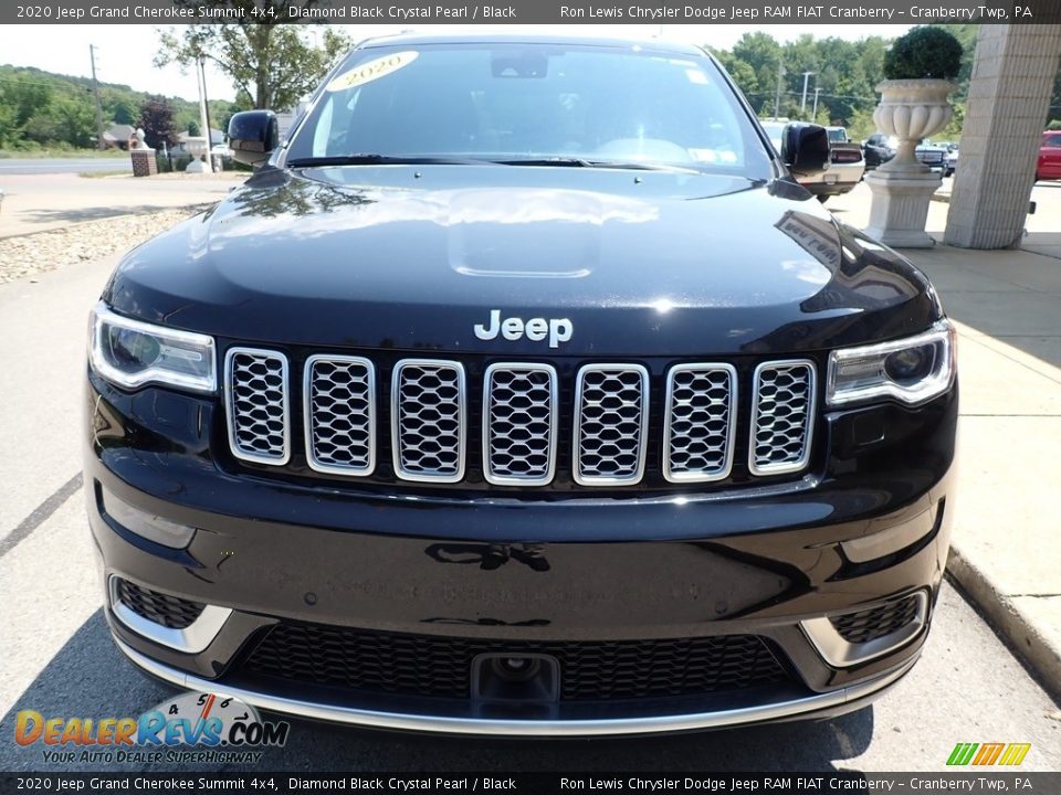 2020 Jeep Grand Cherokee Summit 4x4 Diamond Black Crystal Pearl / Black Photo #8