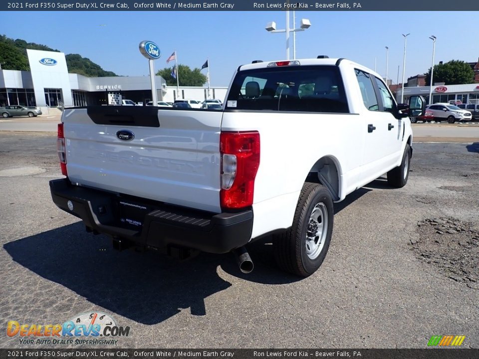 2021 Ford F350 Super Duty XL Crew Cab Oxford White / Medium Earth Gray Photo #2