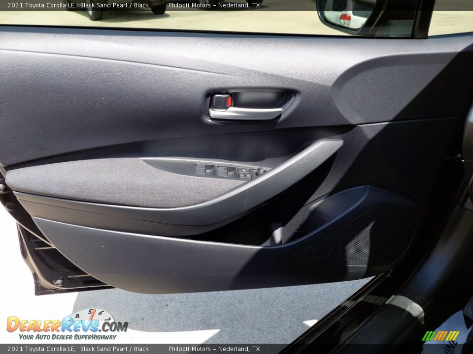 2021 Toyota Corolla LE Black Sand Pearl / Black Photo #10