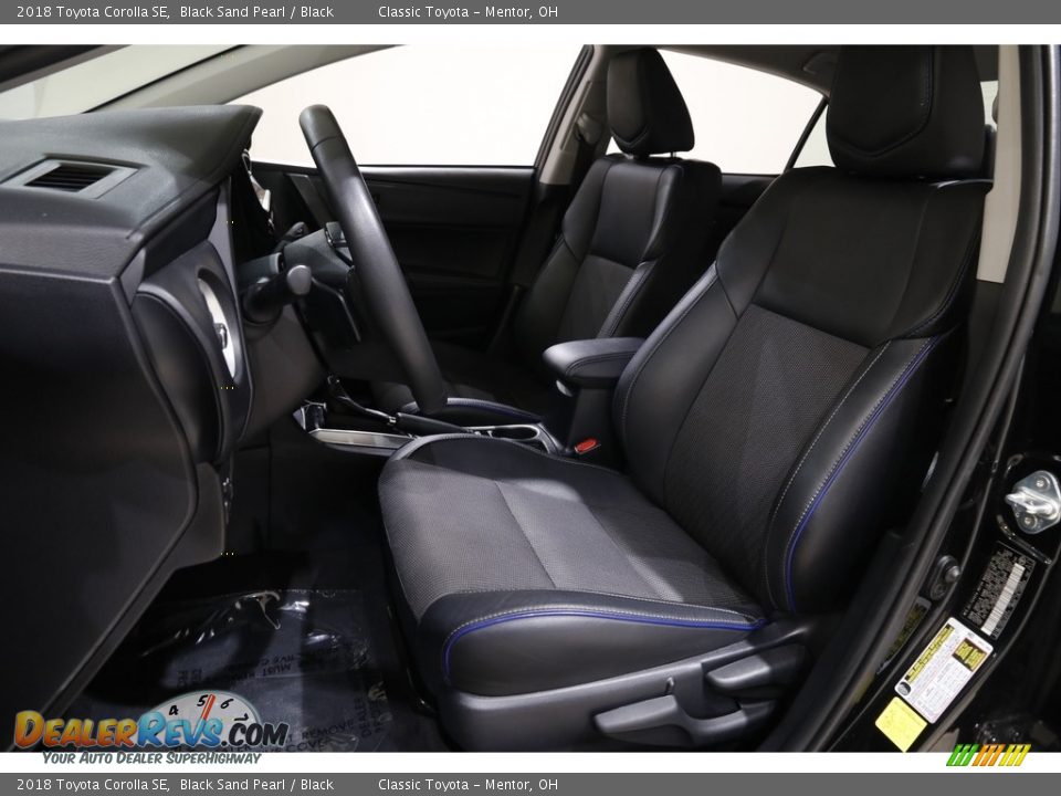 2018 Toyota Corolla SE Black Sand Pearl / Black Photo #5