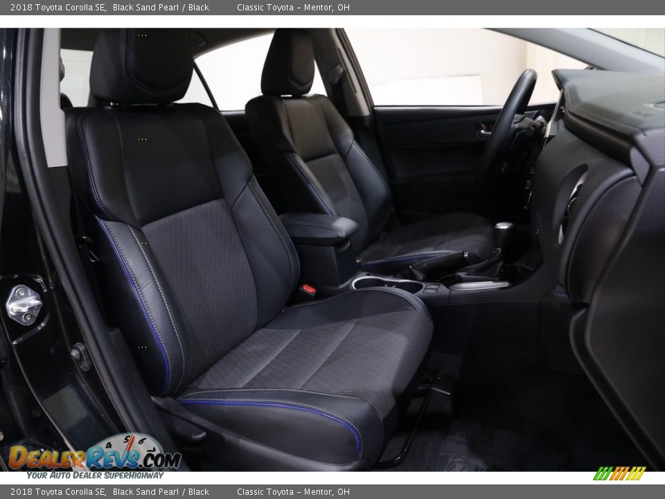 2018 Toyota Corolla SE Black Sand Pearl / Black Photo #14