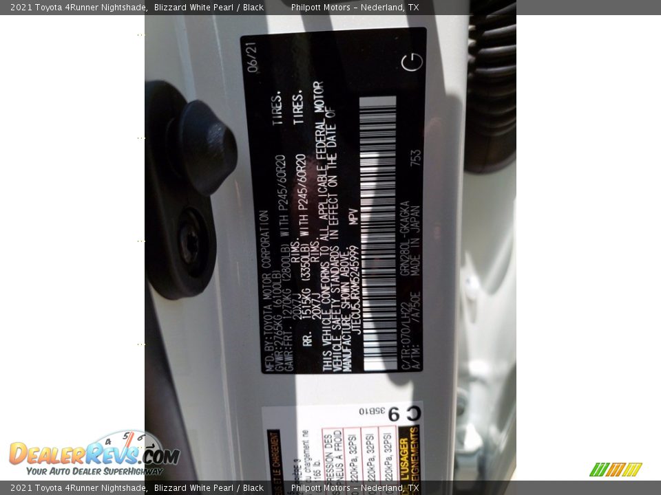 2021 Toyota 4Runner Nightshade Blizzard White Pearl / Black Photo #25