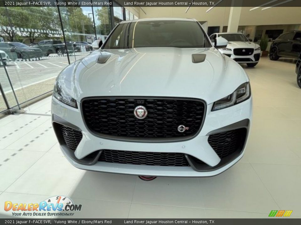 2021 Jaguar F-PACE SVR Yulong White / Ebony/Mars Red Photo #8