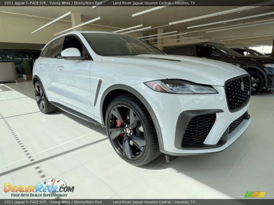 2021 Jaguar F-PACE SVR Yulong White / Ebony/Mars Red Photo #12