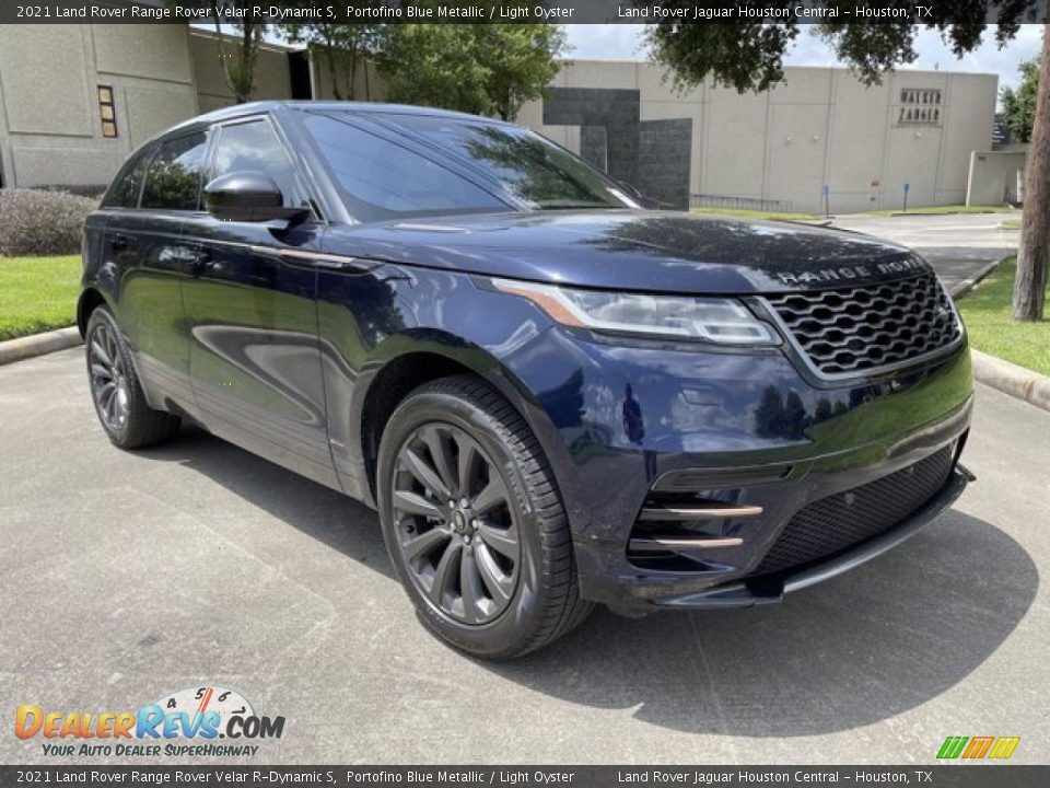 Front 3/4 View of 2021 Land Rover Range Rover Velar R-Dynamic S Photo #12