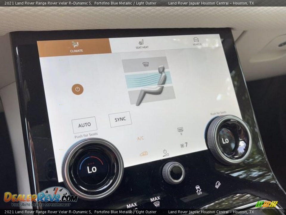 Controls of 2021 Land Rover Range Rover Velar R-Dynamic S Photo #30