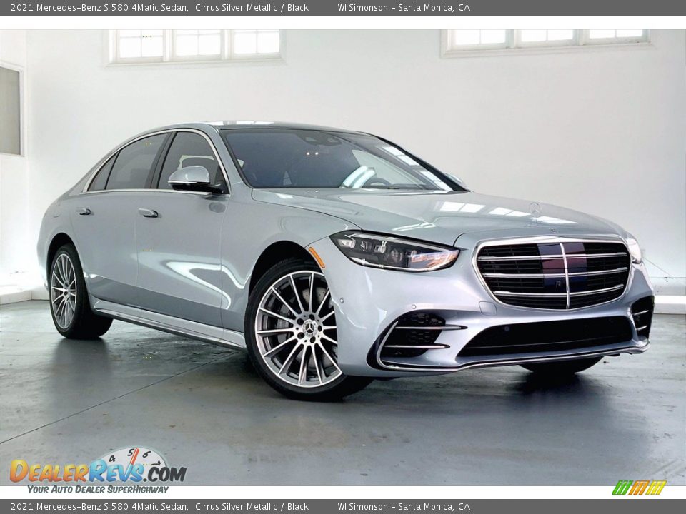 Front 3/4 View of 2021 Mercedes-Benz S 580 4Matic Sedan Photo #12