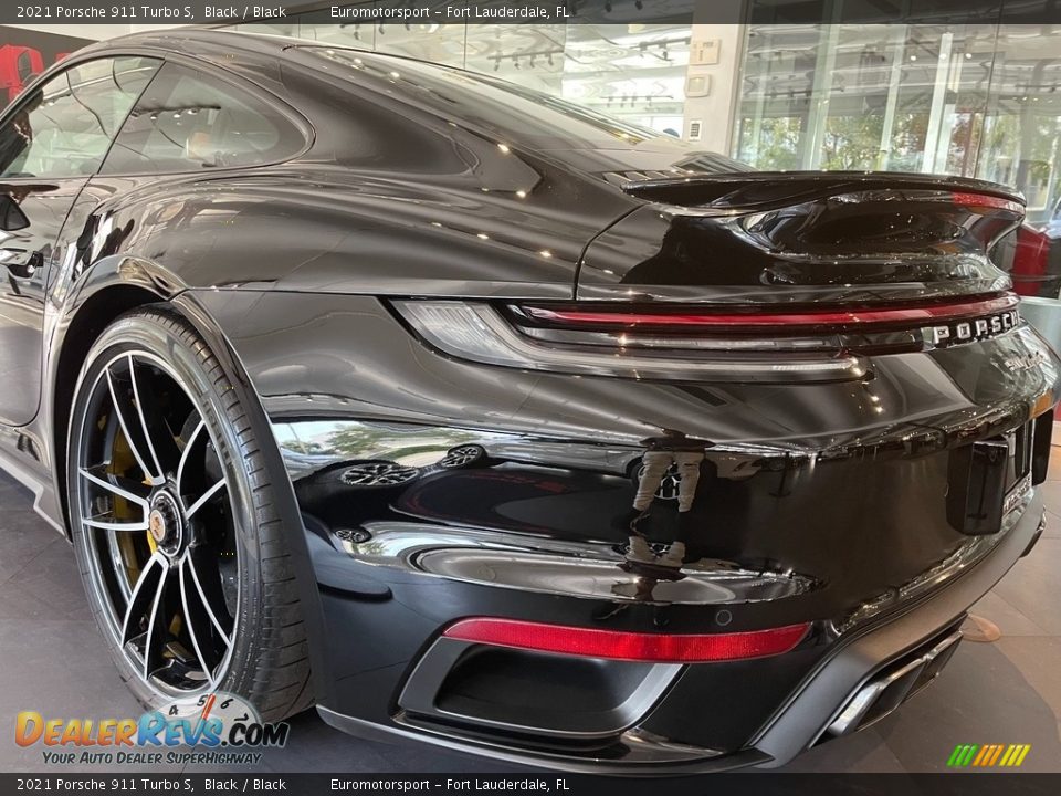 2021 Porsche 911 Turbo S Black / Black Photo #13