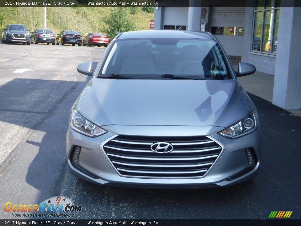 2017 Hyundai Elantra SE Gray / Gray Photo #4