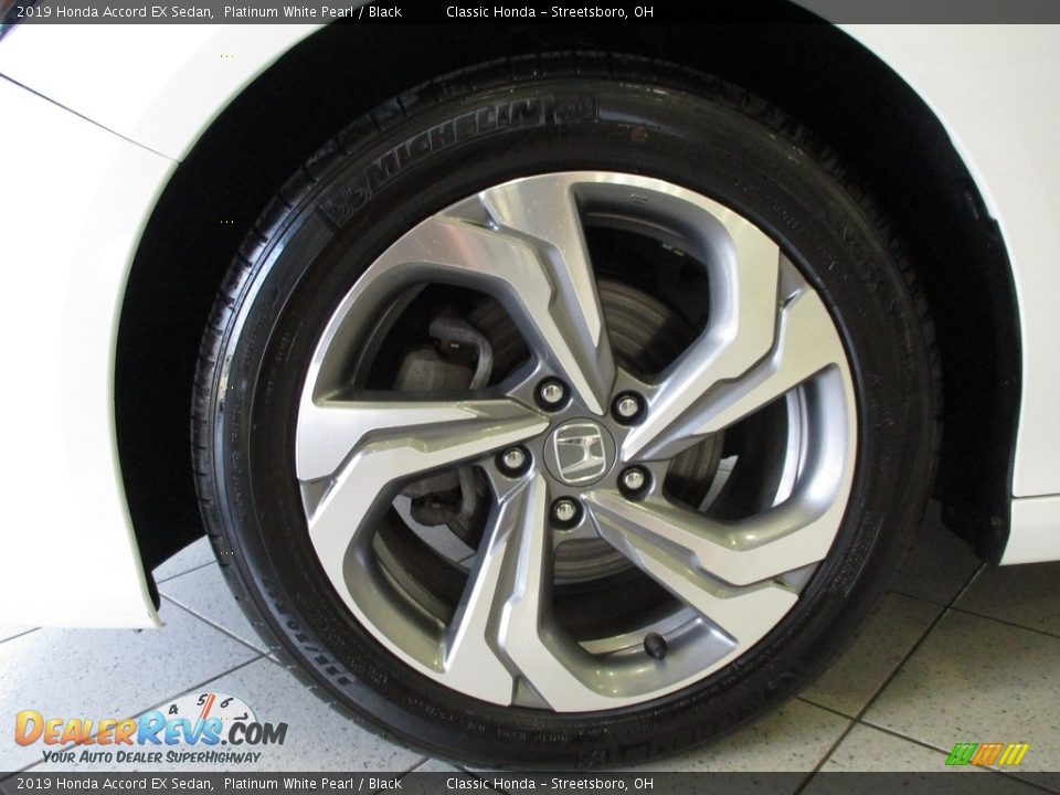 2019 Honda Accord EX Sedan Platinum White Pearl / Black Photo #10