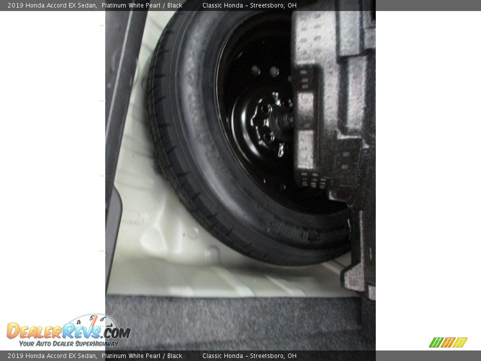 2019 Honda Accord EX Sedan Platinum White Pearl / Black Photo #13