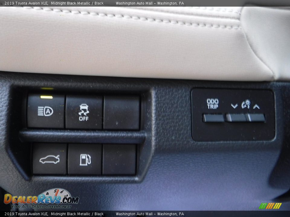2019 Toyota Avalon XLE Midnight Black Metallic / Black Photo #8