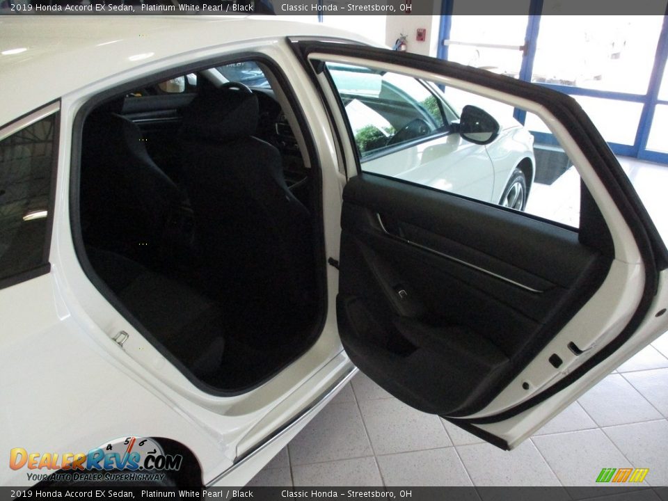 2019 Honda Accord EX Sedan Platinum White Pearl / Black Photo #18