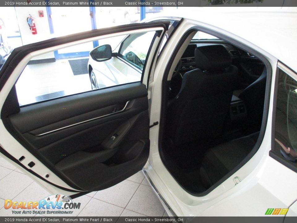 2019 Honda Accord EX Sedan Platinum White Pearl / Black Photo #20