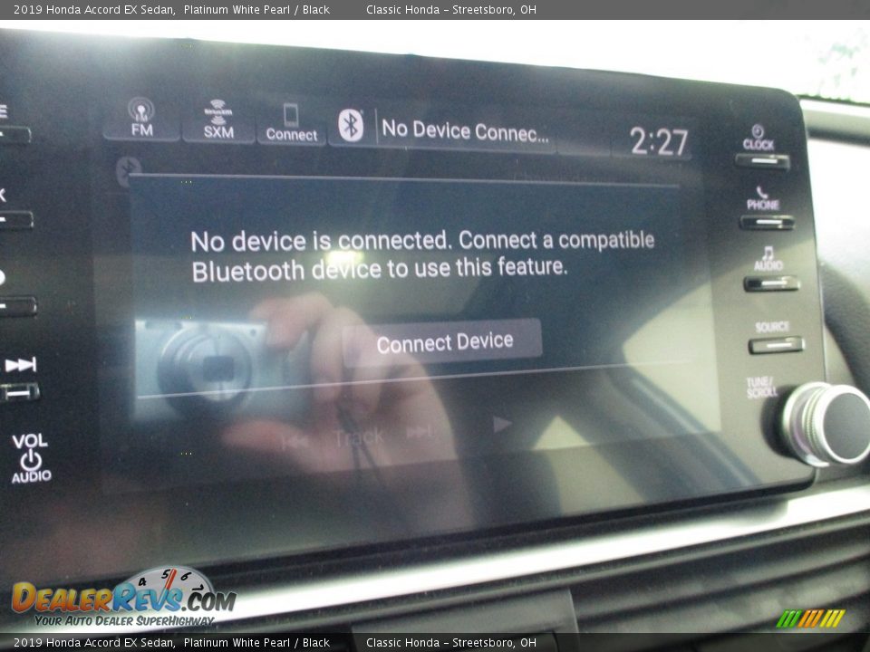 2019 Honda Accord EX Sedan Platinum White Pearl / Black Photo #32