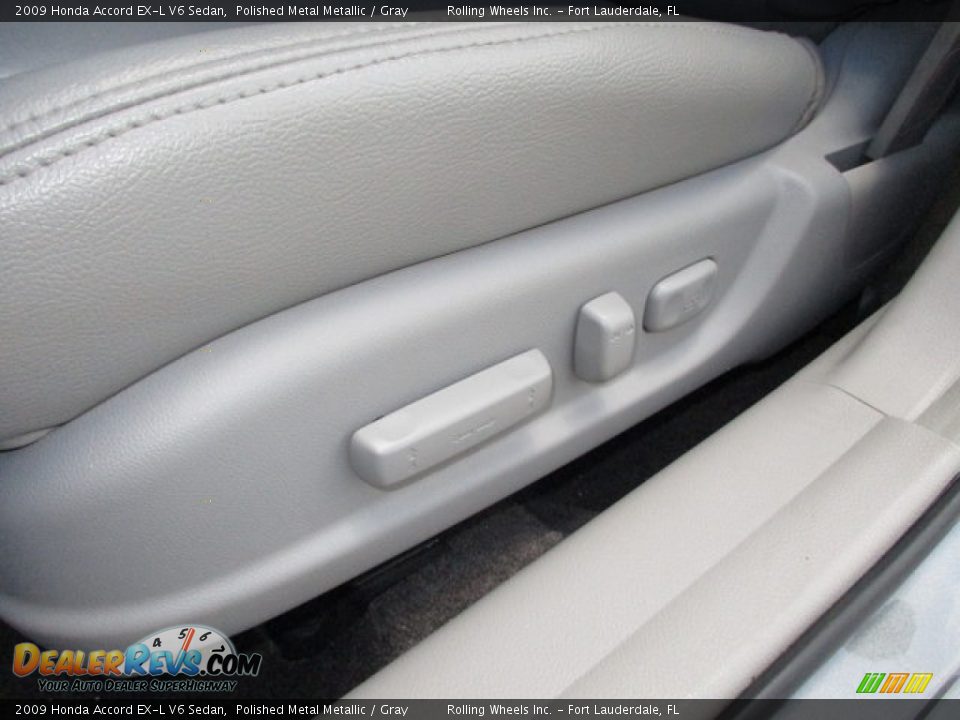 2009 Honda Accord EX-L V6 Sedan Polished Metal Metallic / Gray Photo #35