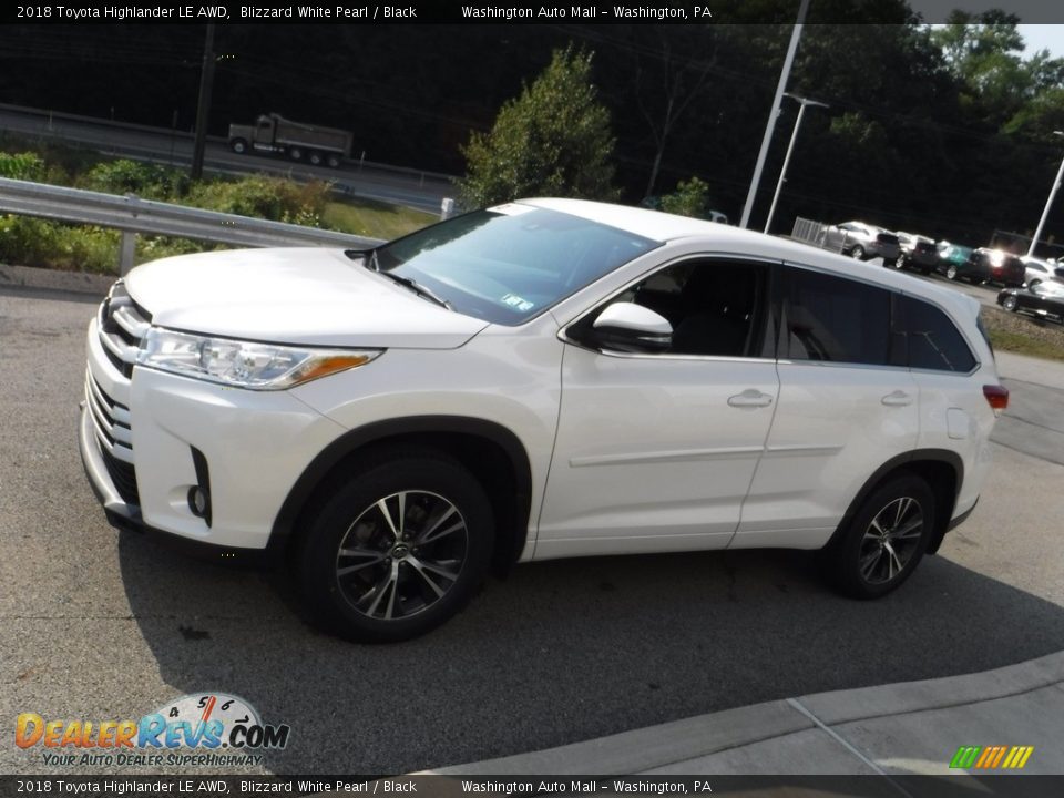 2018 Toyota Highlander LE AWD Blizzard White Pearl / Black Photo #11