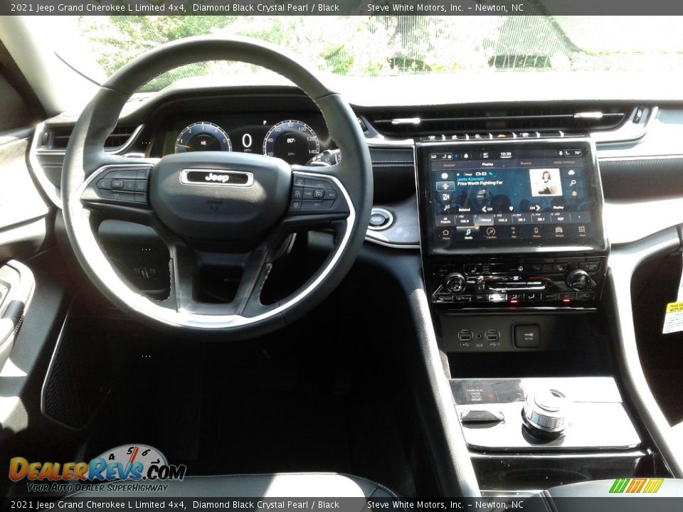2021 Jeep Grand Cherokee L Limited 4x4 Diamond Black Crystal Pearl / Black Photo #20