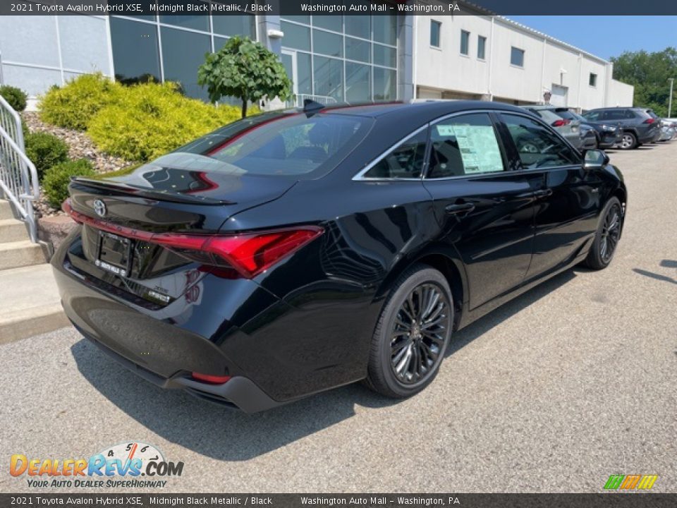 2021 Toyota Avalon Hybrid XSE Midnight Black Metallic / Black Photo #10