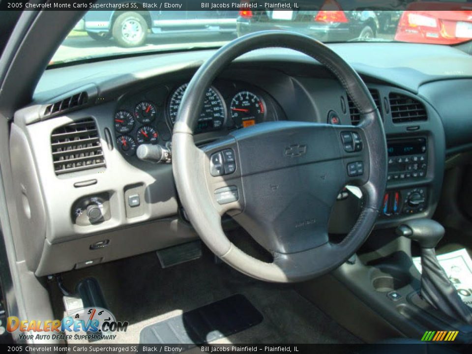 2005 Chevrolet Monte Carlo Supercharged SS Black / Ebony Photo #10