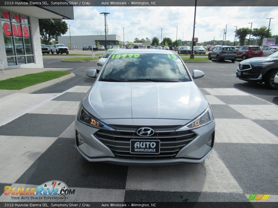 2019 Hyundai Elantra SEL Symphony Silver / Gray Photo #2