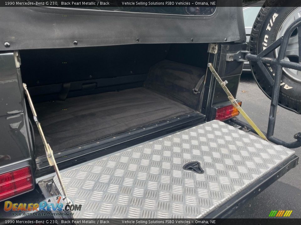 1990 Mercedes-Benz G 230 Trunk Photo #17