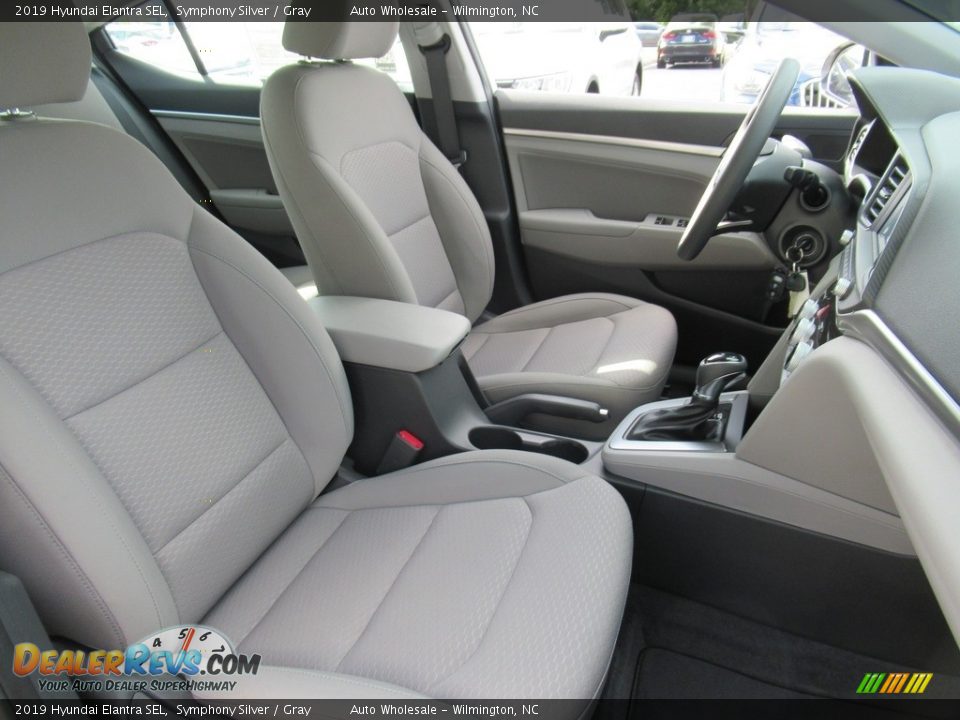 2019 Hyundai Elantra SEL Symphony Silver / Gray Photo #13