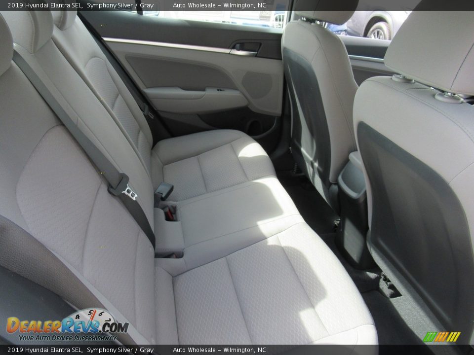 2019 Hyundai Elantra SEL Symphony Silver / Gray Photo #14