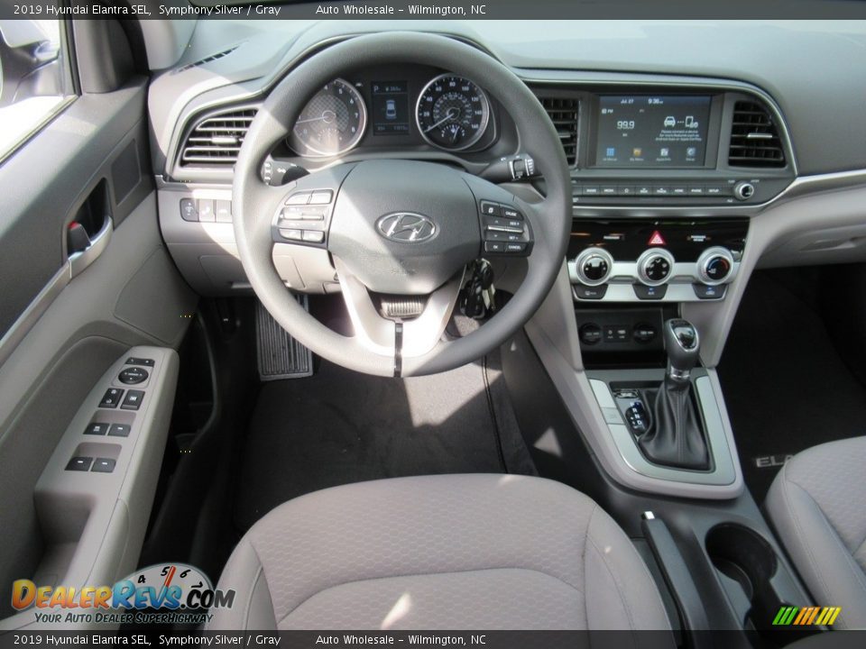 2019 Hyundai Elantra SEL Symphony Silver / Gray Photo #15