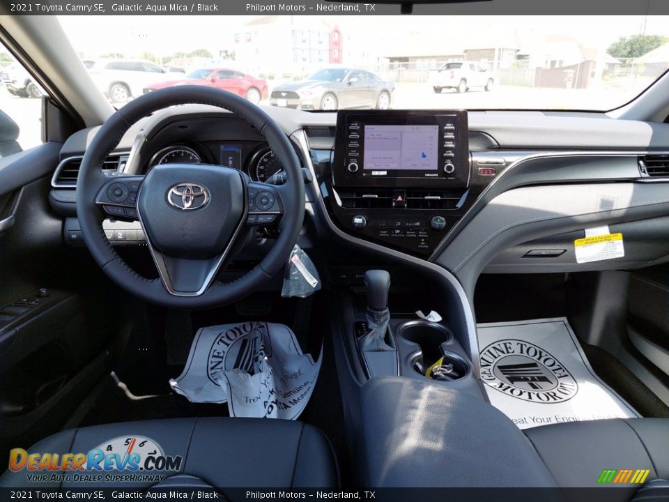 2021 Toyota Camry SE Galactic Aqua Mica / Black Photo #21