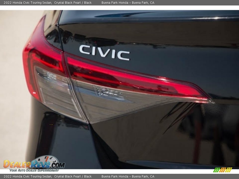 2022 Honda Civic Touring Sedan Crystal Black Pearl / Black Photo #6