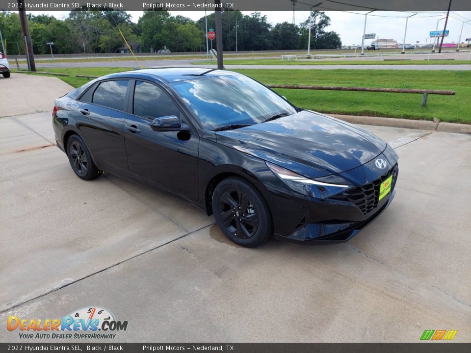2022 Hyundai Elantra SEL Black / Black Photo #1