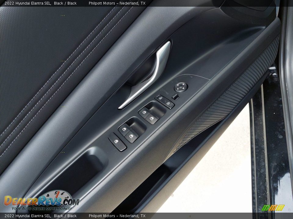 2022 Hyundai Elantra SEL Black / Black Photo #11