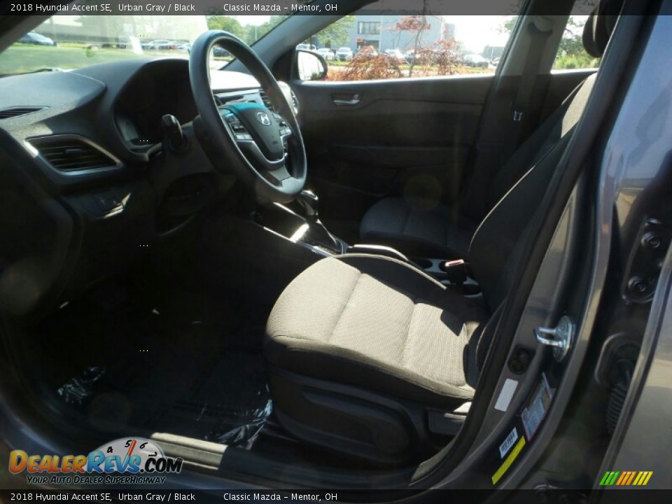 2018 Hyundai Accent SE Urban Gray / Black Photo #3