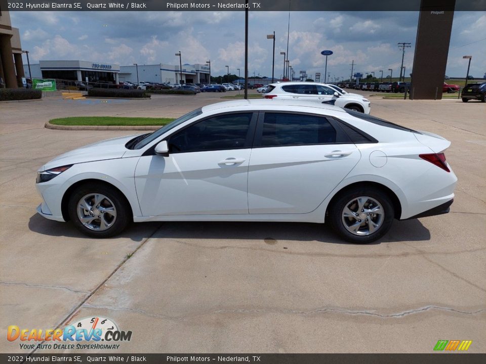 2022 Hyundai Elantra SE Quartz White / Black Photo #4