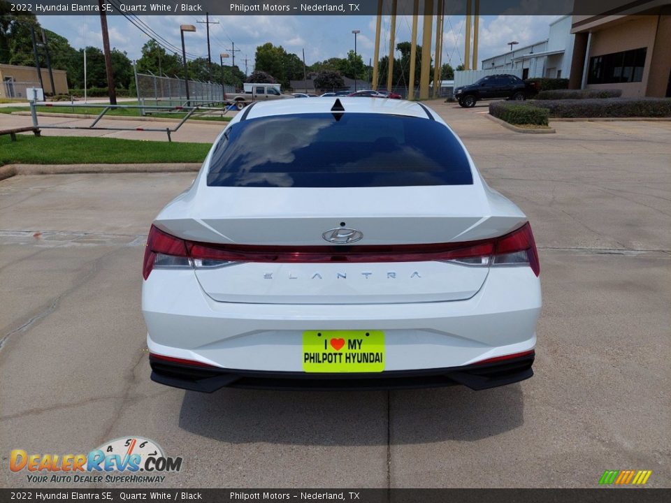 2022 Hyundai Elantra SE Quartz White / Black Photo #6