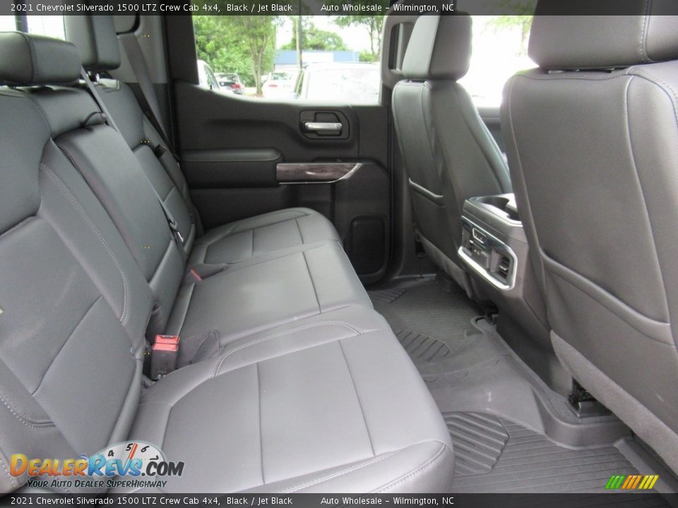 2021 Chevrolet Silverado 1500 LTZ Crew Cab 4x4 Black / Jet Black Photo #13