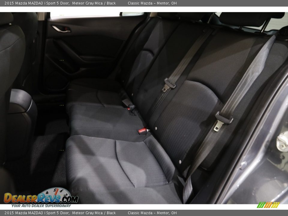 2015 Mazda MAZDA3 i Sport 5 Door Meteor Gray Mica / Black Photo #15