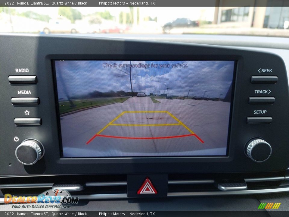 2022 Hyundai Elantra SE Quartz White / Black Photo #20