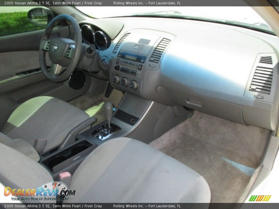 2005 Nissan Altima 3.5 SE Satin White Pearl / Frost Gray Photo #12