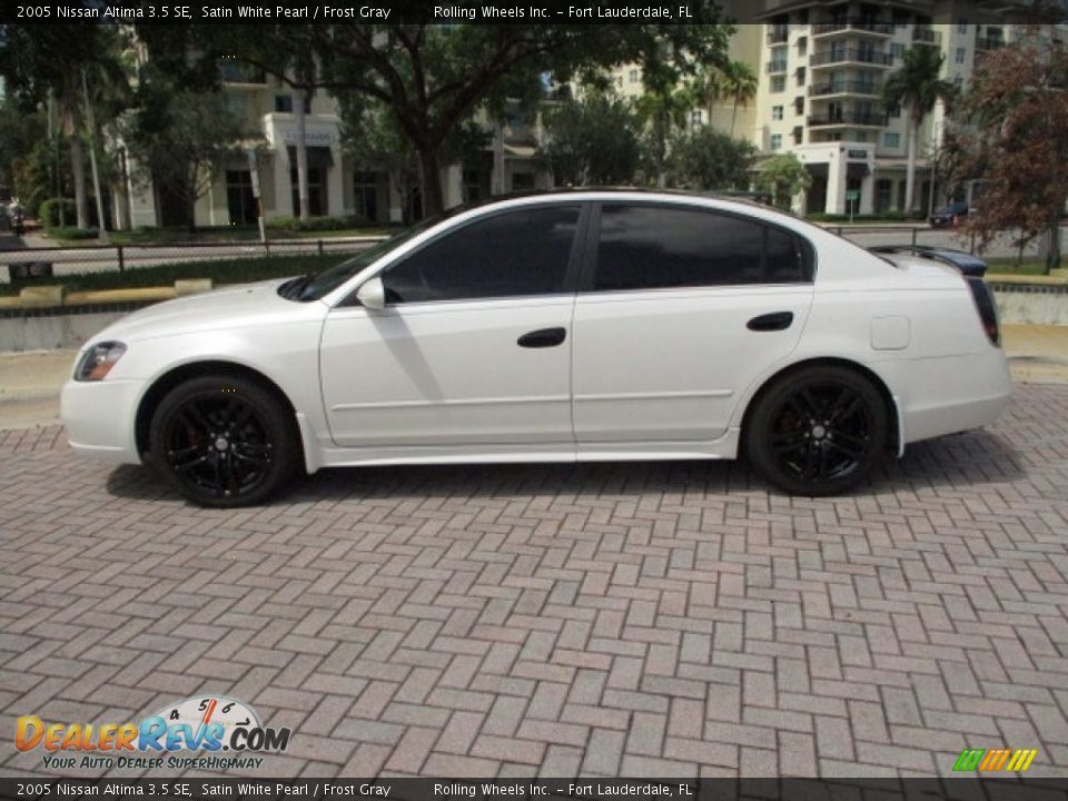 2005 Nissan Altima 3.5 SE Satin White Pearl / Frost Gray Photo #29