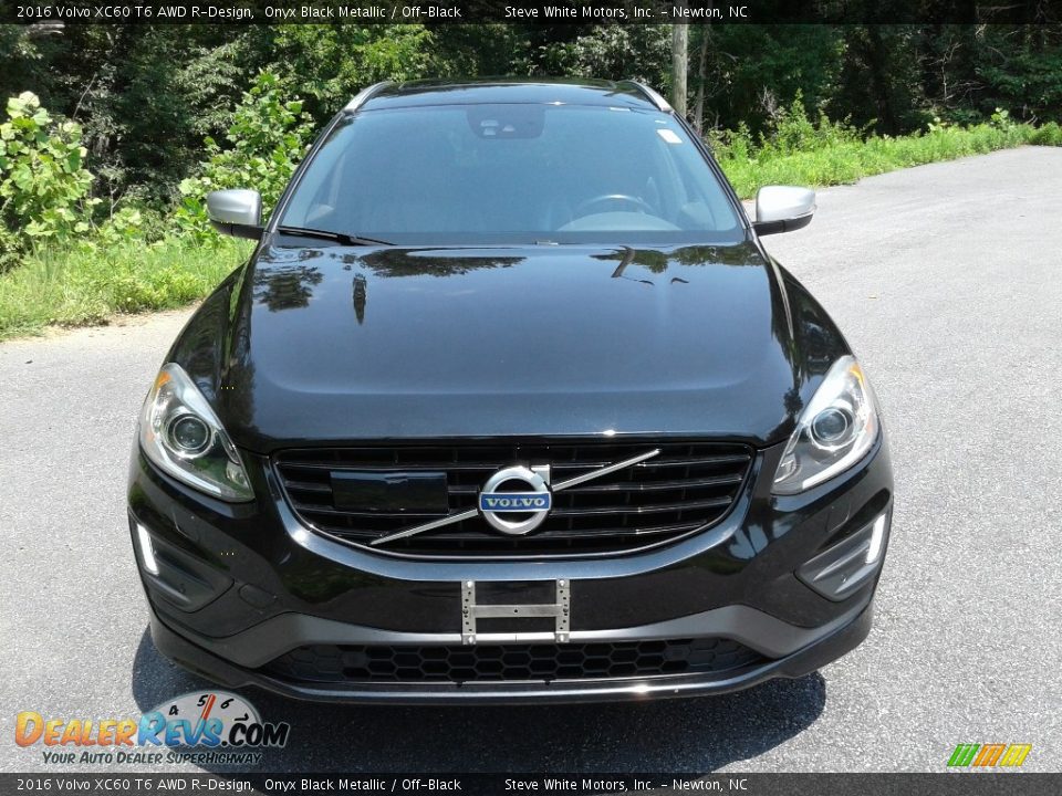 2016 Volvo XC60 T6 AWD R-Design Onyx Black Metallic / Off-Black Photo #3