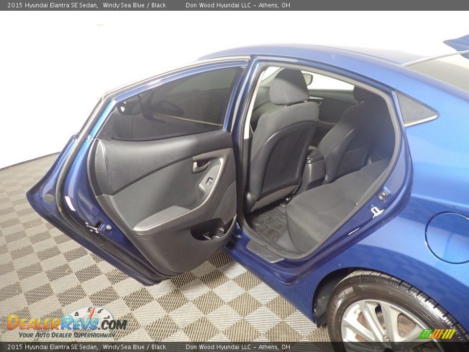2015 Hyundai Elantra SE Sedan Windy Sea Blue / Black Photo #35